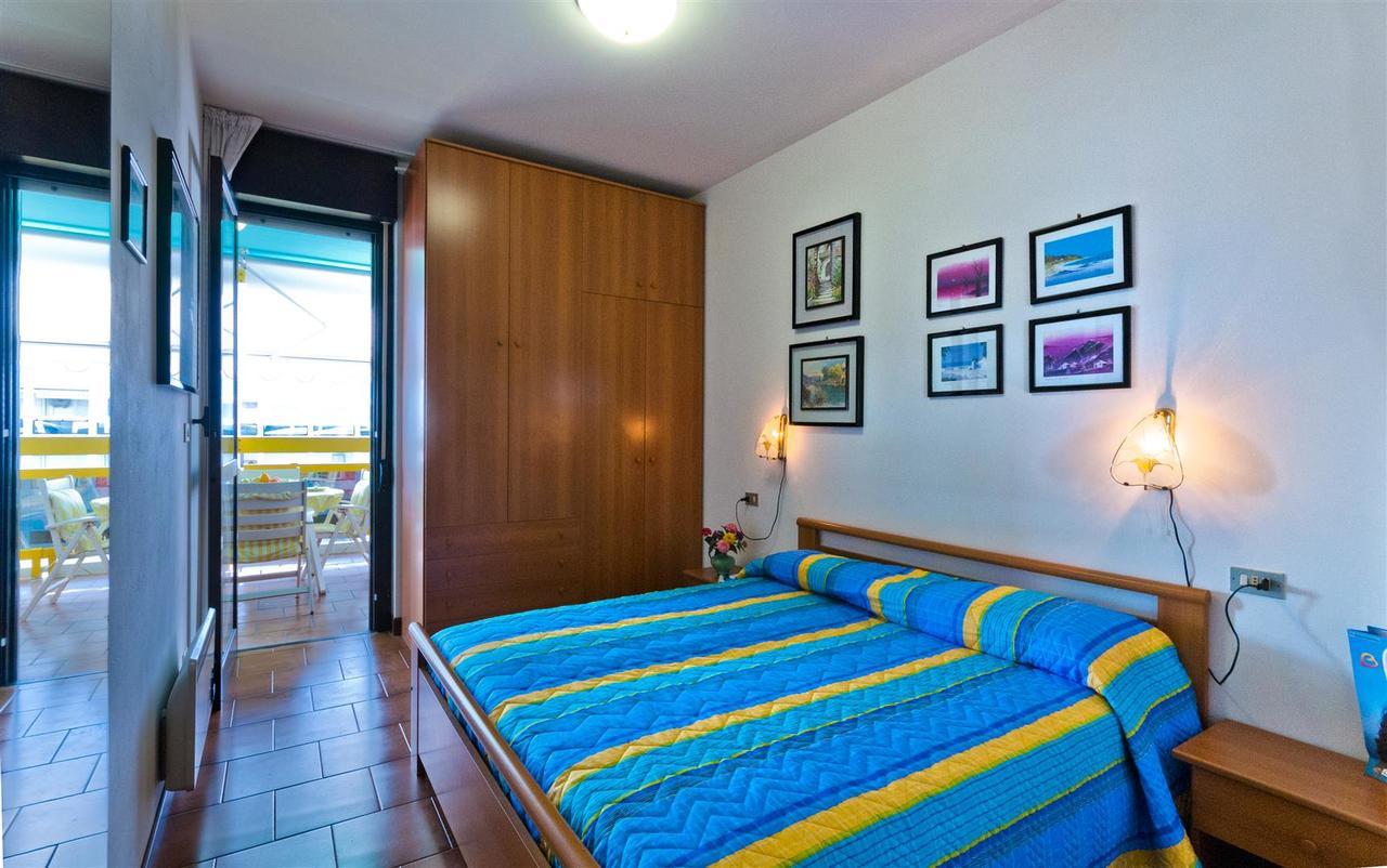 Solarium Appartement Bibione Buitenkant foto