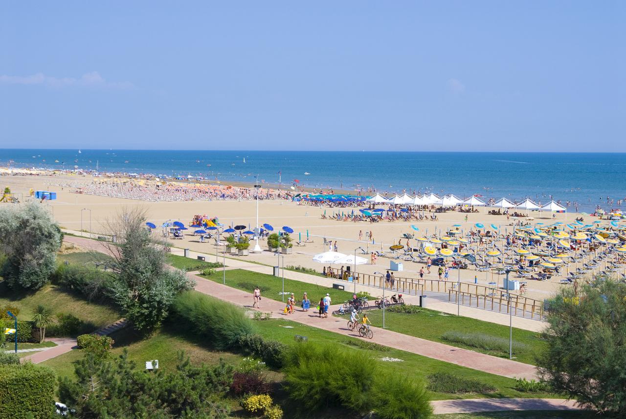 Solarium Appartement Bibione Buitenkant foto
