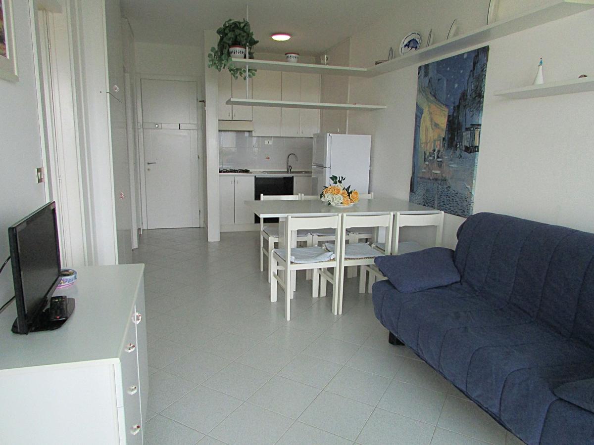 Solarium Appartement Bibione Buitenkant foto