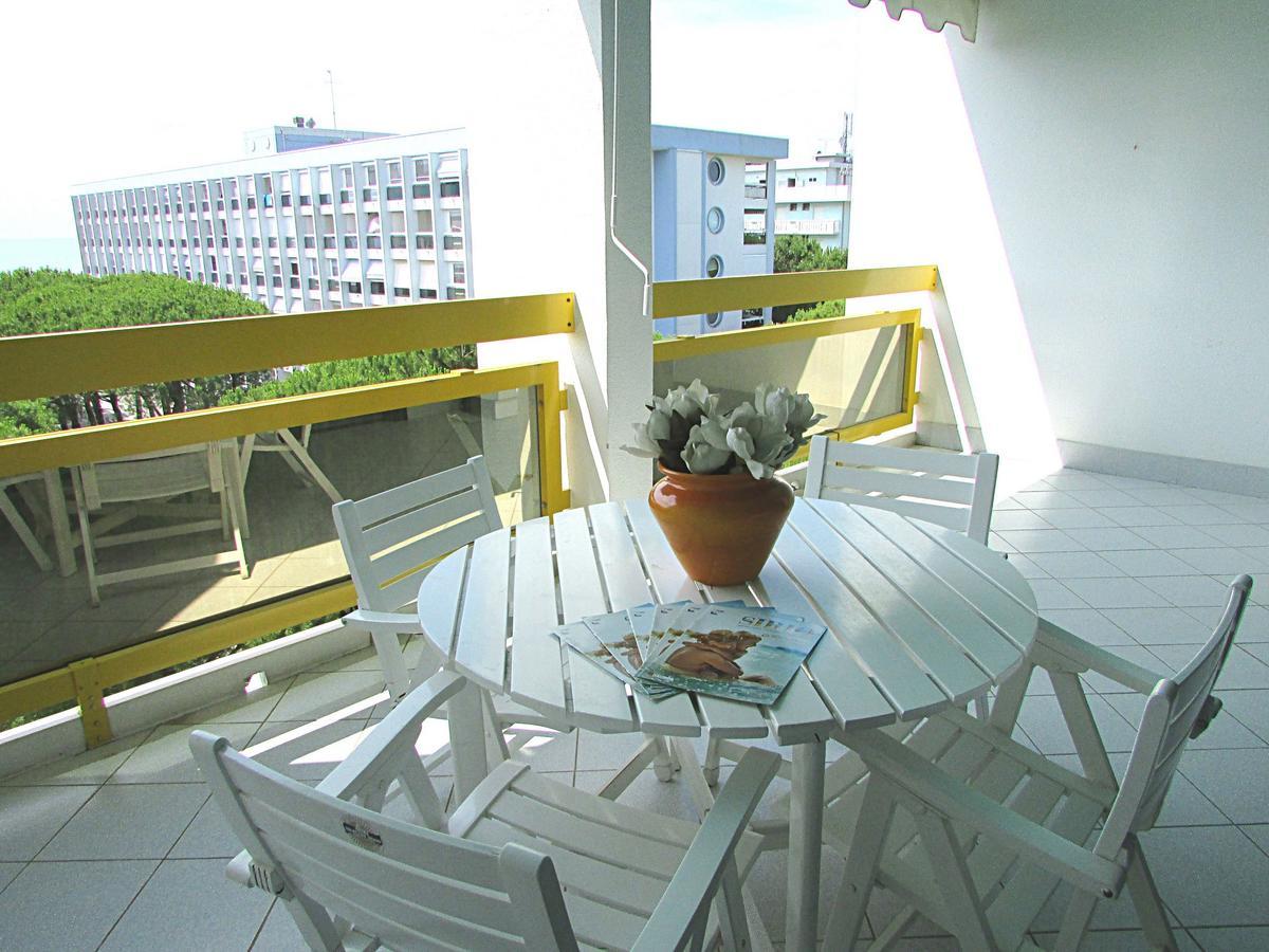 Solarium Appartement Bibione Buitenkant foto