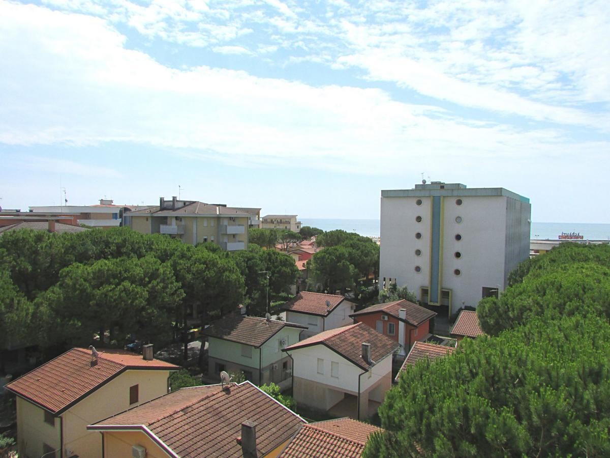 Solarium Appartement Bibione Buitenkant foto